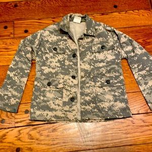 Boys size 12 camouflage jacket